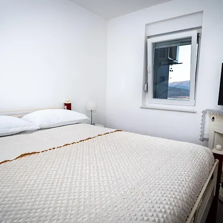 Trogir Padre Dante Free Parking Apartment Exterior photo