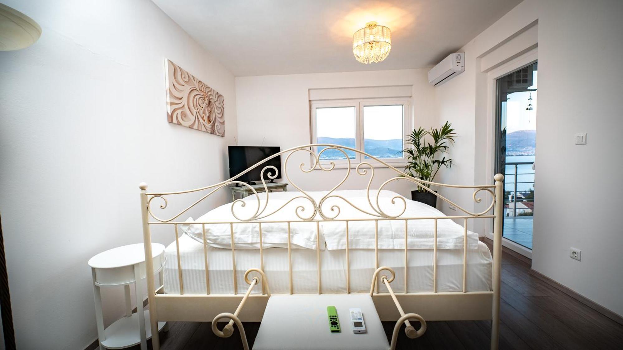 Padre Dante Free Parking Apartman Trogir